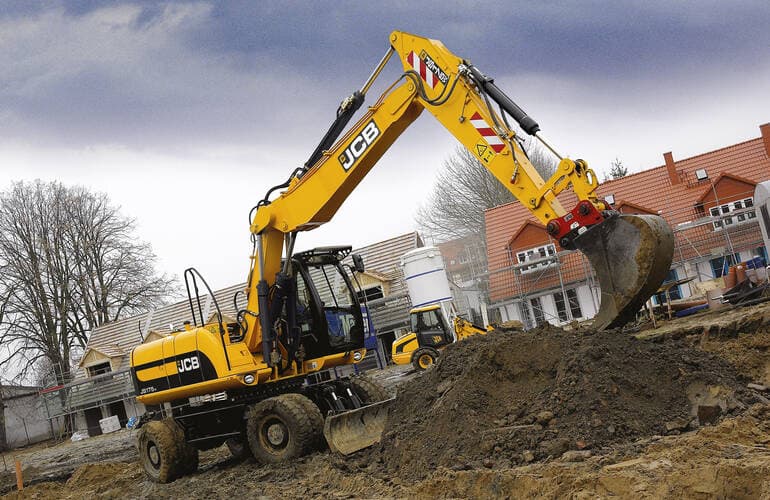 Колесный экскаватор JCB JS175W