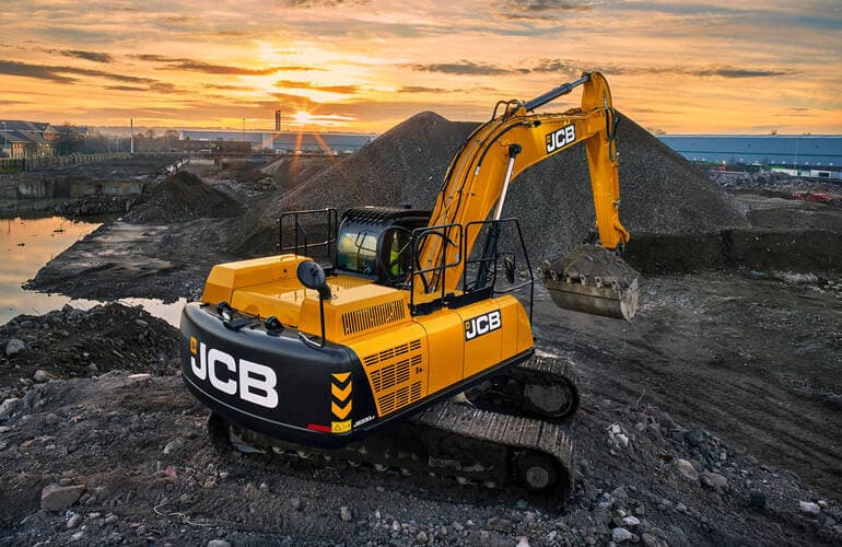 Гусеничный экскаватор JCB JS330LC