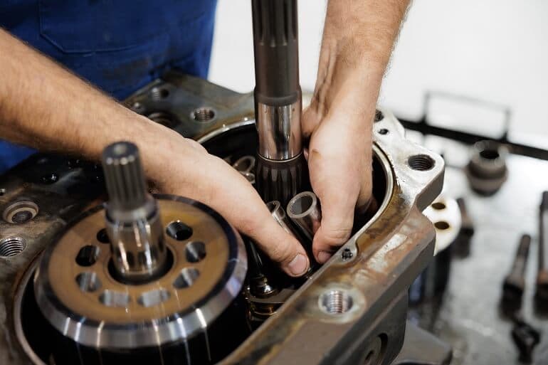 Замена / ремонт гидронасосов, гидромоторов (Экскаватор-Погрузчик)