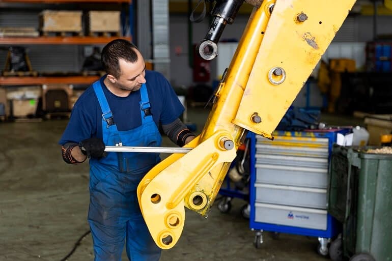 Ремонт рабочего оборудования / Перевтуливание